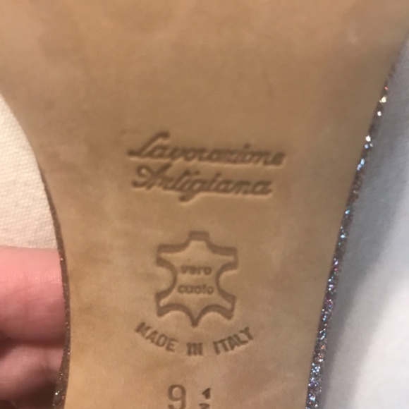 Shoes - Picture 6 of 6